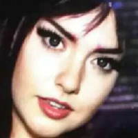 Veela Meztelen