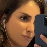 Wydad Serri Meztelen