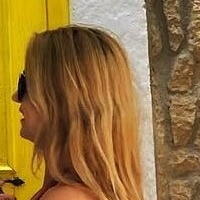 yagmuurakcam Meztelen