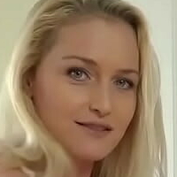 yourhotmilf Meztelen