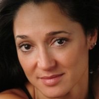 Yvonne Racz Meztelen