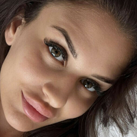 Zayna Charm Meztelen