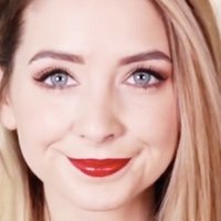 Zoe Sugg Meztelen